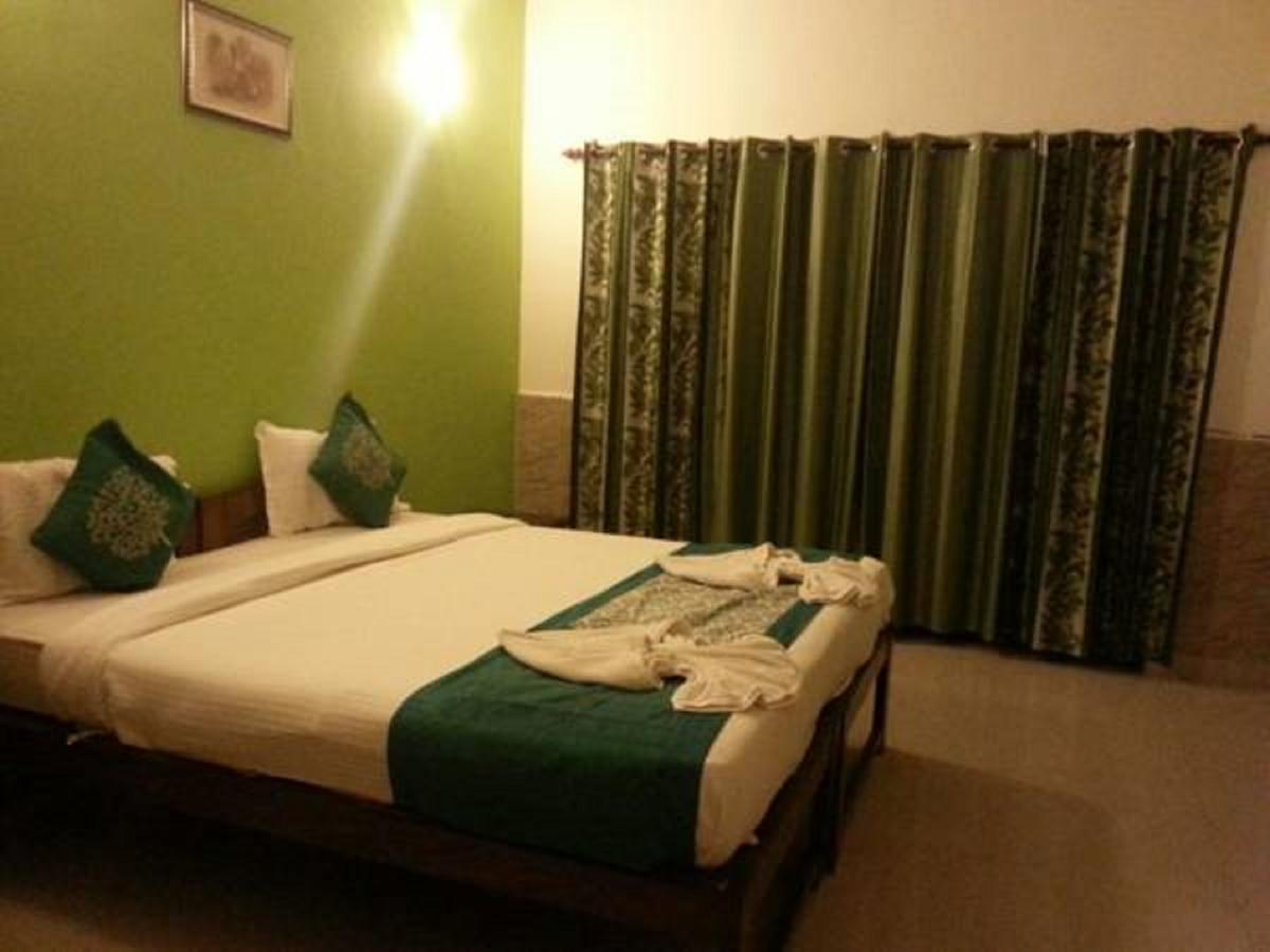 Oceans 7 Inn Calangute Kültér fotó
